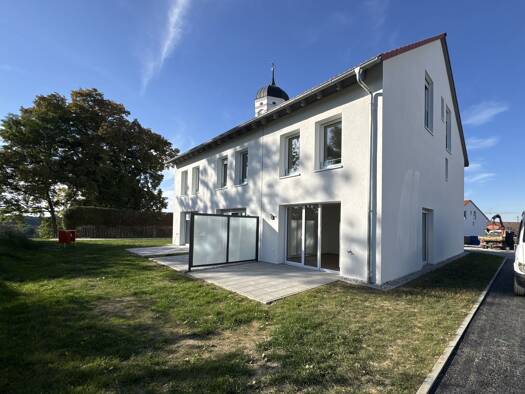 Reihenhaus zur Miete - Erstbezug 1.974 € 5 Zimmer 141 m² frei ab sofort Obere Bergstraße Petzenhausen Weil 86947