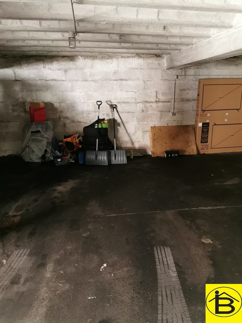 Garage zur Miete 96 € Wien 1170