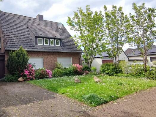 Mehrfamilienhaus zum Kauf provisionsfrei 350.000 € 5 Zimmer 144 m² 705 m² Grundstück Horneburg Datteln 45711