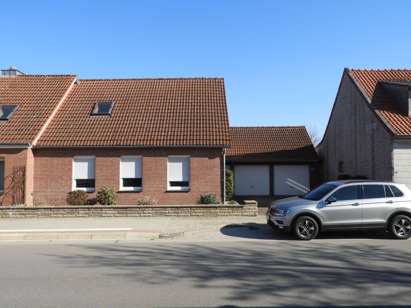 Immobilie in Wittingen - Einfamilienhaus mit Einliegerwohnung und Doppelgarage * Bromer Str. 30 * 29378 Wittingen - Bild 2