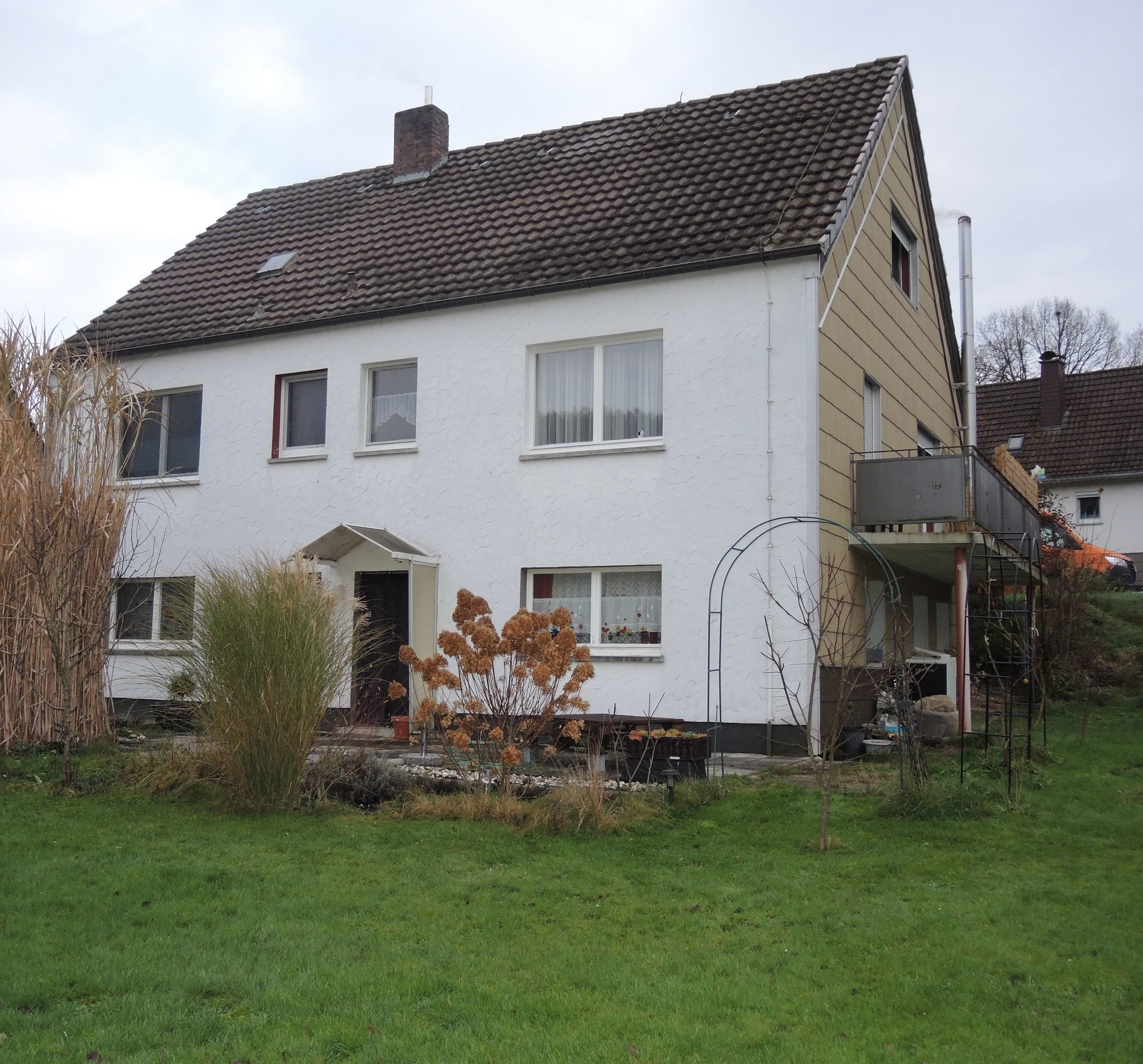 Einfamilienhaus zum Kauf 195.000 € 7 Zimmer 130 m²<br/>Wohnfläche 1.412 m²<br/>Grundstück Zeitlofs Zeitlofs 97799