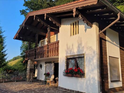 Einfamilienhaus zum Kauf 950.000 € 7 Zimmer 209 m² 1.742 m² Grundstück Surtal Surberg 83362