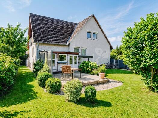 Einfamilienhaus zum Kauf 385.000 € 7 Zimmer 210 m² 1.600 m² Grundstück Barnstedt 21406