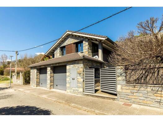 Chalet zum Kauf 895.000 € 6 Zimmer 583 m² 919 m² Grundstück Boltaña 22340