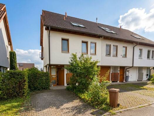 Reihenendhaus zum Kauf 649.000 € 4 Zimmer 137 m² 220 m² Grundstück Hochberg Remseck am Neckar 71686