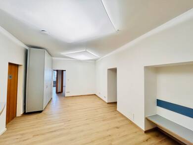 Wohnung zur Miete 1.200 € 4,5 Zimmer 106 m² 1. Geschoss frei ab sofort Theresienstraße 5 Altstadt Passau 94032