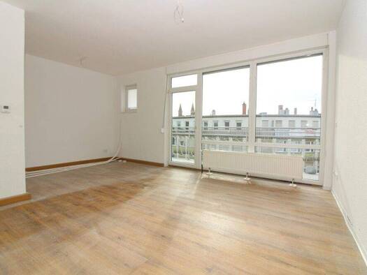 Wohnung zur Miete 550 € 2 Zimmer 56 m² 5. Geschoss Mitte Ludwigshafen am Rhein 67059