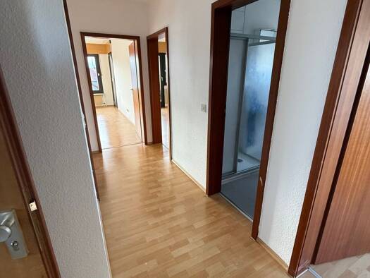 Wohnung zur Miete 550 € 3,5 Zimmer 86 m² Geschoss 1/2 frei ab sofort Theilheim Waigolshausen 97534