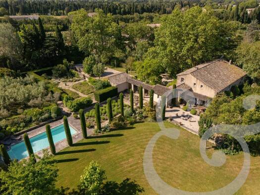 Haus zum Kauf 1.990.000 € 254 m² 5.534 m² Grundstück Les Ecarts Saint-Rémy-de-Provence 13210