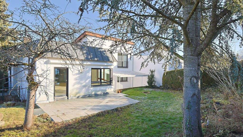 Mehrfamilienhaus zum Kauf 890.000 € 6,5 Zimmer 186 m² 499 m² Grundstück Stetten Leinfelden-Echterdingen 70771