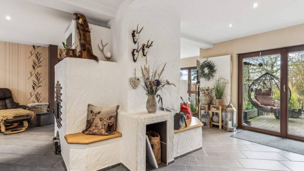 Mehrfamilienhaus zum Kauf 399.000 € 8 Zimmer 290 m² 1.100 m² Grundstück Berghausen Bad Berleburg 57319