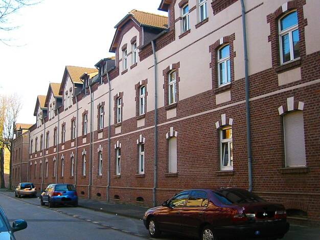 Wohnung zur Miete 455 € 3,5 Zimmer 72,6 m² 2. Geschoss Kleiststr. 32 Obermarxloh Hamborn 47166