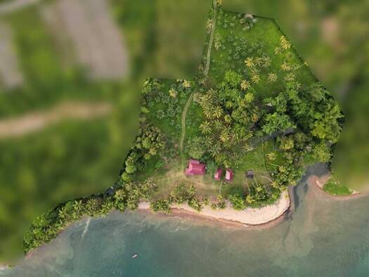 Einfamilienhaus zum Kauf 145.000 € 6 Zimmer 200 m² 17.000 m² Grundstück Bolaang Mongondow Selatan, Sulut 95774