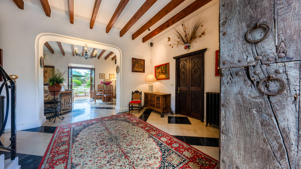 Landhaus zum Kauf provisionsfrei 2.800.000 € 6 Zimmer 444 m² 9.533 m² Grundstück Calonge 07669