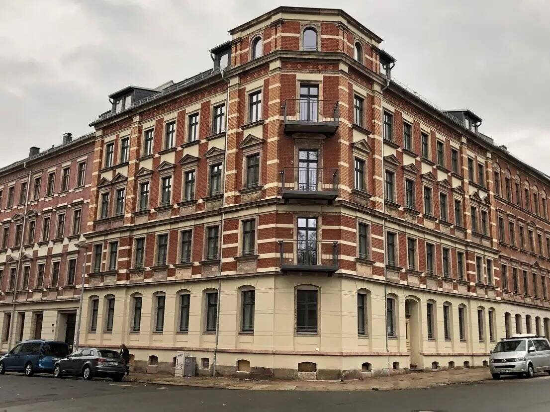 ++Singles aufgepasst++ Wohnen am Park - 1-Raum-Traum mit Balkon & Westausrichtung, Aufzug, Duschbad, Parkett, Fussbodenheizung, CAT7-Verkabelung – Zieschestraße 25a, 9111 Chemnitz – Vorschaubild 2