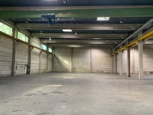 Lagerhalle zur Miete 8.200 m² Lagerfläche teilbar ab 3.900 m² Immigrath Langenfeld (Rheinland) 40764