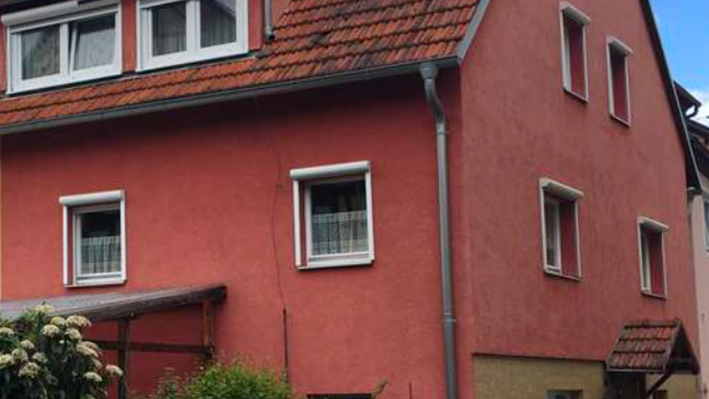 Doppelhaushälfte zum Kauf provisionsfrei 7 Zimmer 169 m² 116 m² Grundstück Mellrichstadt 97638