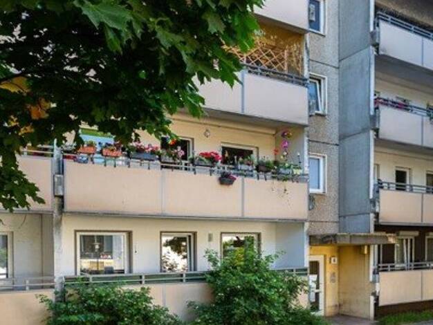 Wohnung zur Miete nur mit Wohnberechtigungsschein 464 € 3 Zimmer 64,3 m² 1. Geschoss frei ab 13.09.2025 Harthaer Str. 6 Gorbitz-Nord/Neu-Omsewitz Dresden 01169