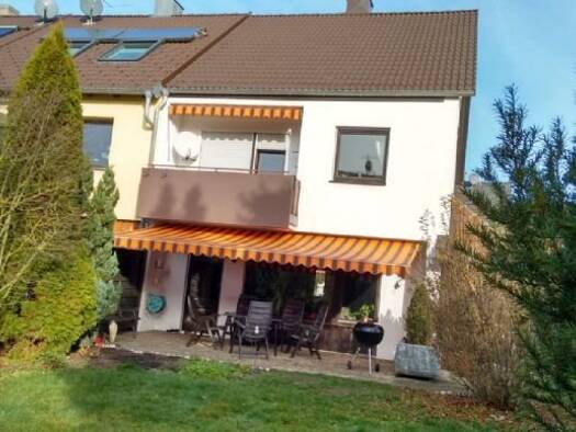 Reihenhaus zur Miete 1.700 € 6 Zimmer 130 m² 360 m² Grundstück Meisenweg 29 Bubenreuth 91088
