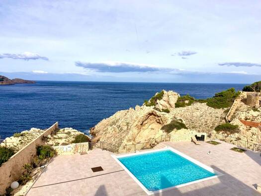 Villa zum Kauf 950.000 € 3 Zimmer 243 m² Cala 07590