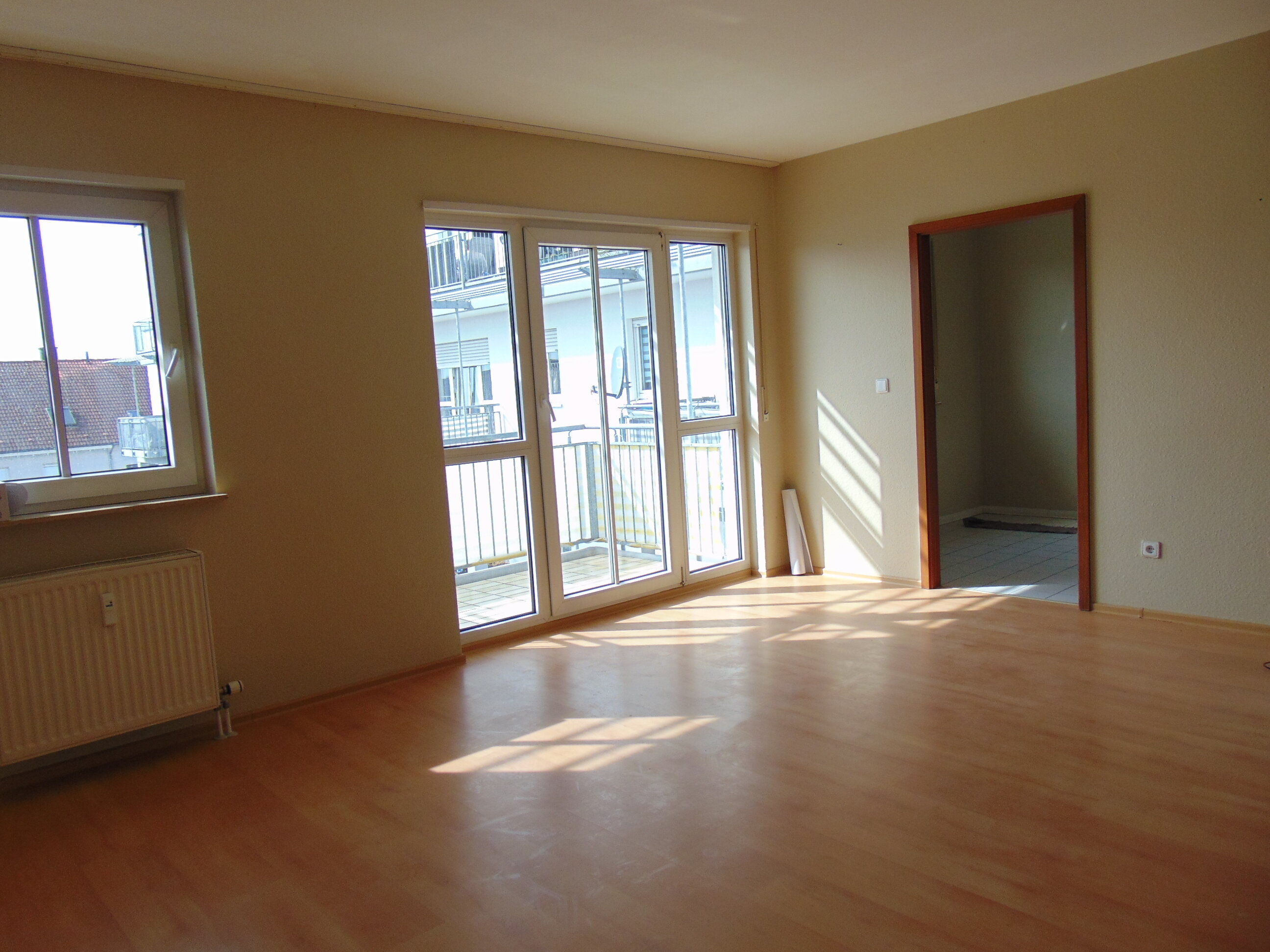 Wohnung zur Miete 820 € 3 Zimmer 79 m²<br/>Wohnfläche 2.<br/>Geschoss ab sofort<br/>Verfügbarkeit Wieblingerstrasse 2 C Ketsch 68775