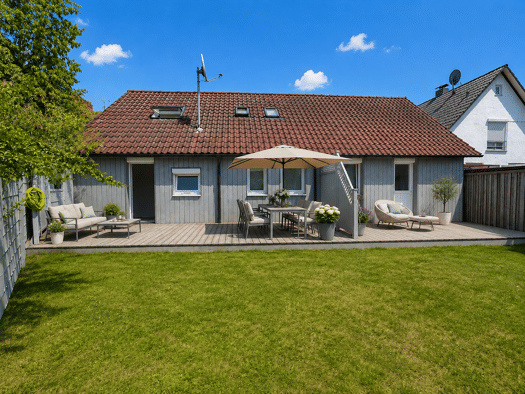 Mehrfamilienhaus zum Kauf 289.000 € 5 Zimmer 124 m² 325 m² Grundstück Gaildorf Gaildorf 74405