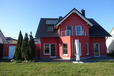 Einfamilienhaus zur Miete 2.500 € 6 Zimmer 174 m² 588 m² Grundstück Heide Nord Halle (Saale) 06120