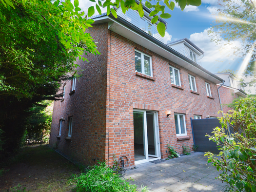 Doppelhaushälfte zur Miete 2.150 € 5 Zimmer 152 m² 300 m² Grundstück frei ab 01.10.2025 Pinneberg 25421