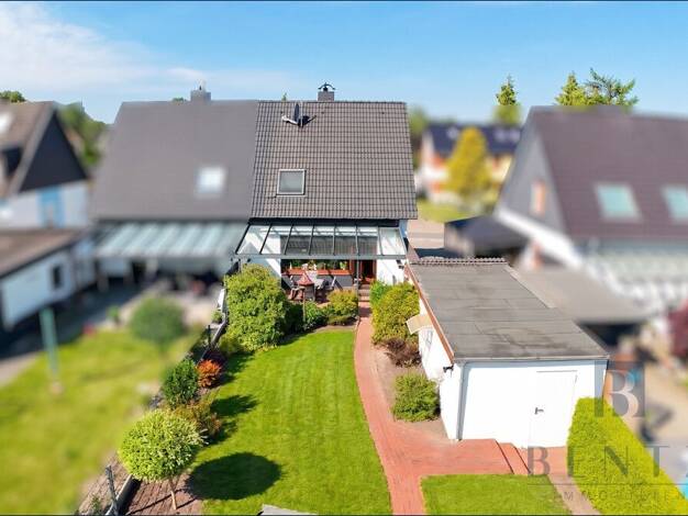 Doppelhaushälfte zum Kauf 179.000 € 4 Zimmer 81 m² 393 m² Grundstück Langen Geestland 27607