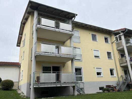 Terrassenwohnung zur Miete 900 € 3 Zimmer 80,1 m² frei ab 01.11.2026 Heining Passau 94036