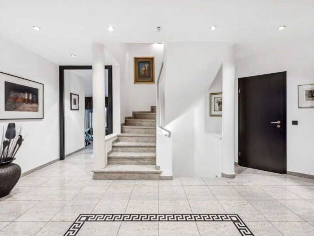 Einfamilienhaus zum Kauf provisionsfrei 1.938.000 € 9 Zimmer 450 m² 800 m² Grundstück Speyer 67346