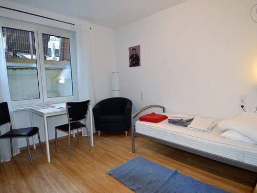 Wohnung zur Miete Wohnen auf Zeit 620 € 1 Zimmer 20 m² frei ab 15.12.2025 Göggingen Augsburg 86199