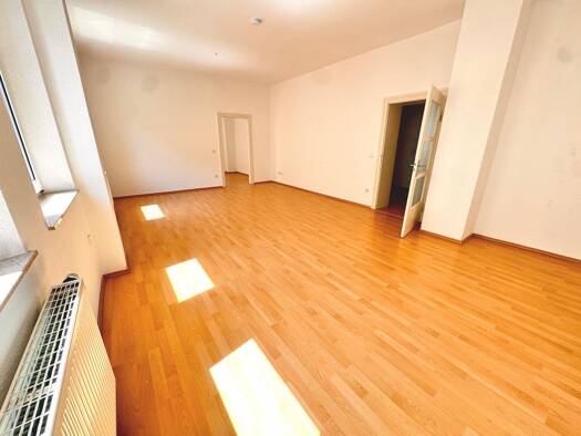 Wohnung zum Kauf provisionsfrei 339.000 € 6 Zimmer 112,5 m² 1. Geschoss frei ab sofort Landgrabenstraße 19 Steinbühl Weiterer Innenstadtgürtel Süd 90443