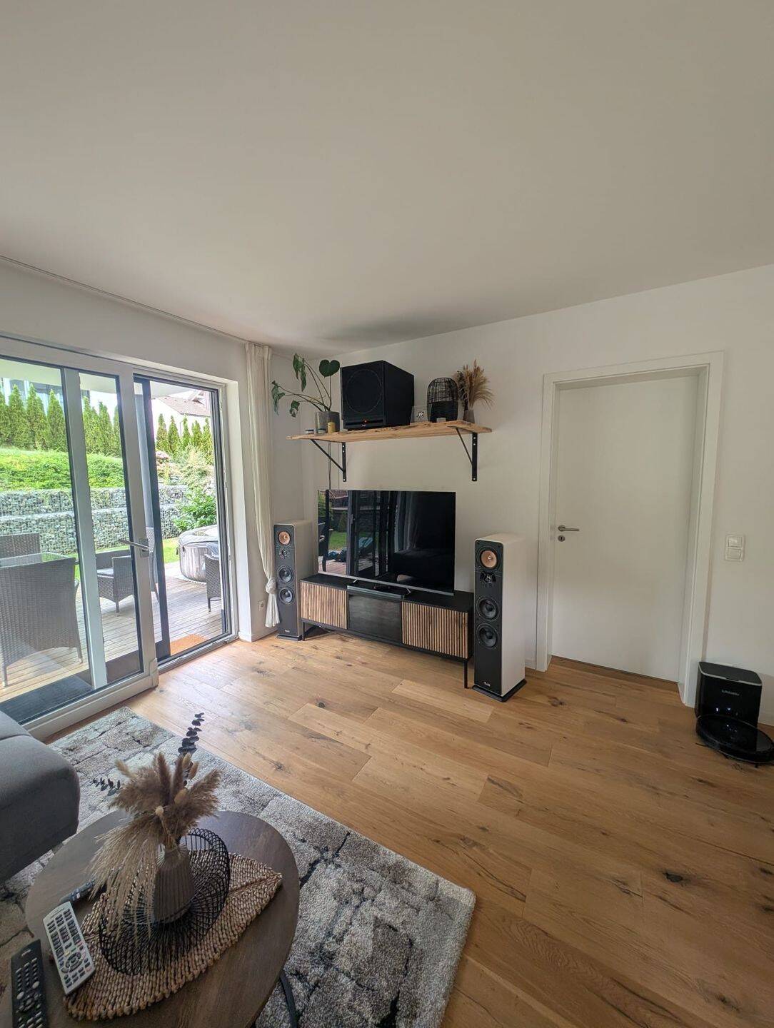 Property thumbnail 6