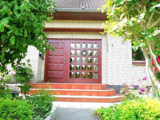Einfamilienhaus zum Kauf 452.000 € 4,5 Zimmer 138 m² 657 m² Grundstück Hemdingen 25485