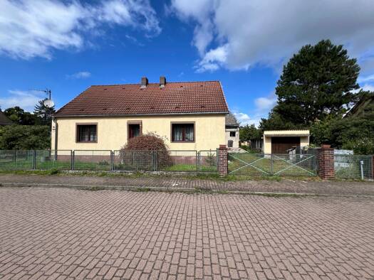 Einfamilienhaus zum Kauf 237.000 € 3 Zimmer 94 m² 1.319 m² Grundstück frei ab sofort Prieros Heidesee 15754