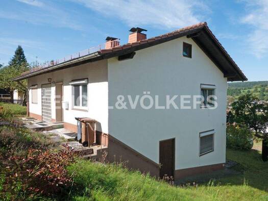 Einfamilienhaus zum Kauf 149.000 € 6,5 Zimmer 158 m² 726 m² Grundstück Eckarts Zeitlofs 97799