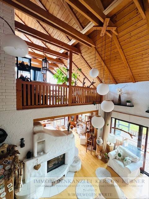 Immobilie in Burgebrach - Charmanter Wohntraum in Burgebrach - Freisteh. EFH mit Galerie, Kamin und Doppelgarage - Bild 1