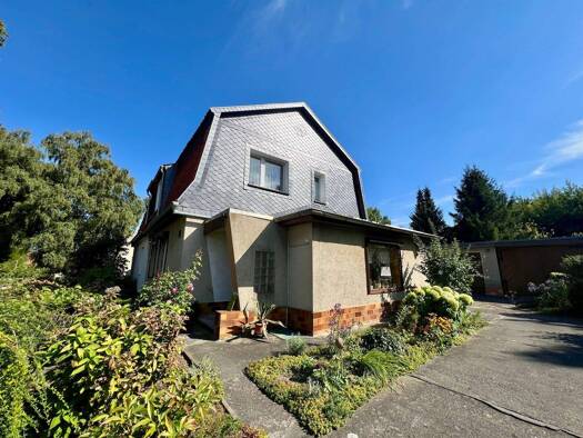 Doppelhaushälfte zum Kauf 128.000 € 3 Zimmer 95 m² 991 m² Grundstück Sargstedter Siedlung Halberstadt 38820