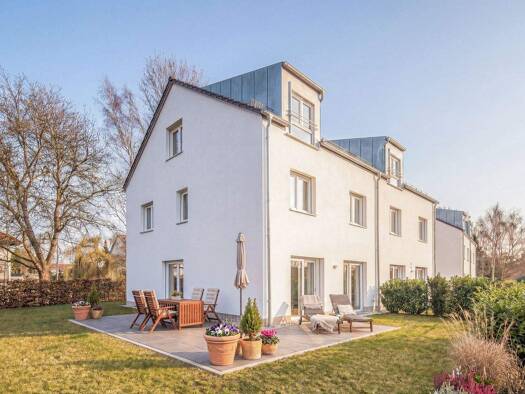 Doppelhaushälfte zur Miete 3.490 € 5 Zimmer 163 m² 194 m² Grundstück frei ab 01.05.2026 Allach-Untermenzing München 80999