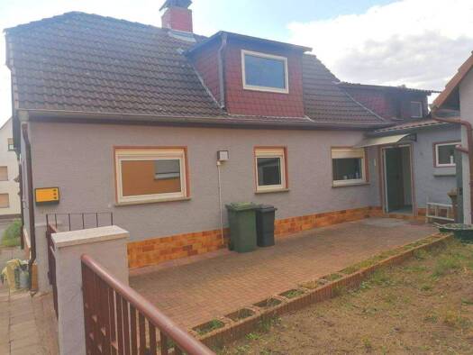Einfamilienhaus zur Miete 1.000 € 4 Zimmer 120 m² 200 m² Grundstück frei ab 01.11.2026 Großkrotzenburg 63538