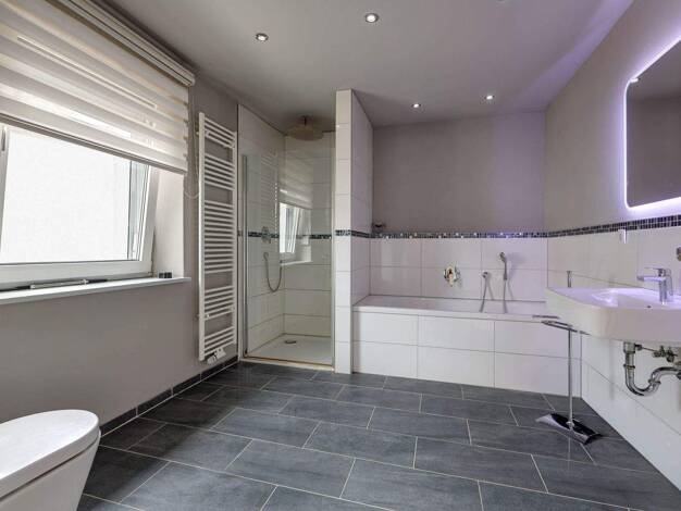 Doppelhaushälfte zum Kauf 449.000 € 4 Zimmer 105 m² 428 m² Grundstück Reichelsdorf Nürnberg 90453