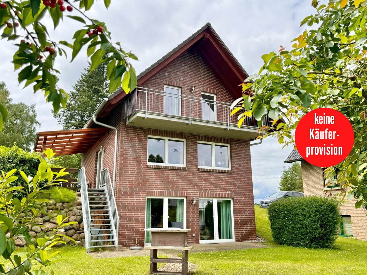 Einfamilienhaus zum Kauf provisionsfrei 396.500 € 5 Zimmer 145 m²<br/>Wohnfläche 484 m²<br/>Grundstück Röbel Röbel/Müritz 17207