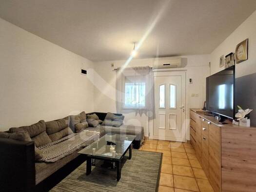 Einfamilienhaus zum Kauf 295.000 € 3 Zimmer 215 m² Fažana 52212