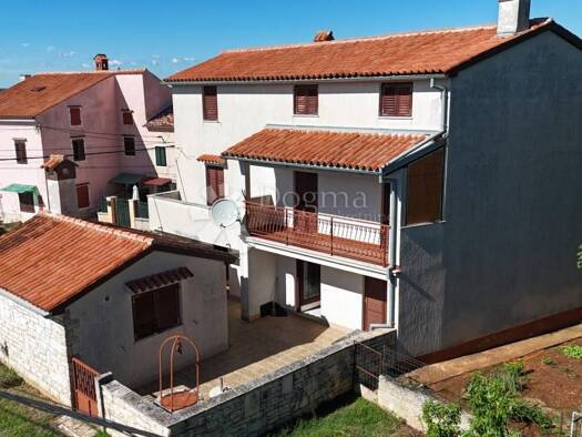 Haus zum Kauf 195.000 € 6 Zimmer 131 m² Cokuni, Marcana Peruski, Kavran, Pavicini