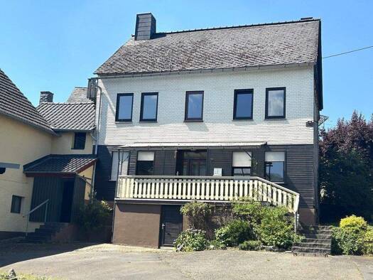 Bauernhaus zum Kauf 296.000 € 8 Zimmer 165 m² 1.199 m² Grundstück Macken 56290