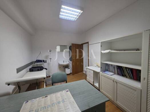 Wohnung zur Miete 550 € 2 Zimmer 35 m² 4. Geschoss Novi Vinodolski