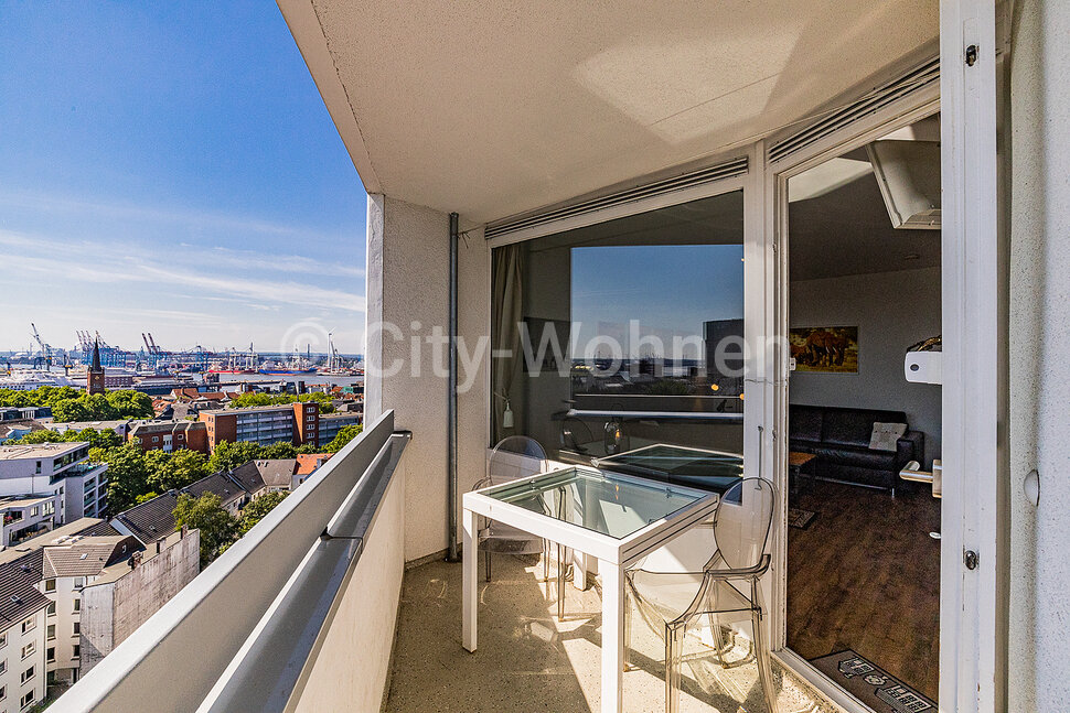 Wohnung zur Miete Wohnen auf Zeit 1.990 € 2 Zimmer 40 m²<br/>Wohnfläche 01.03.2025<br/>Verfügbarkeit Reeperbahn St.Pauli Hamburg 20359