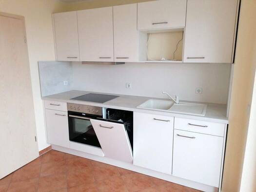 Wohnung zur Miete 262 € 1 Zimmer 40,3 m² 2. Geschoss frei ab sofort Gablenz Chemnitz 09127