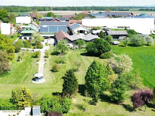 Haus zum Kauf 2.100.000 € 10 Zimmer 500 m² 23.030 m² Grundstück Gögging Bad Füssing 94072